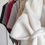 Aurora – Mekana jesenja navlaka koja je mekana i elegantna