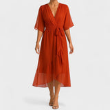 Yalina - Elegantna haljina s remenom oko struka i podesivim remenom