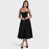 Valentina | Elektronska haljina s korzetom koja transformira vašu figuru