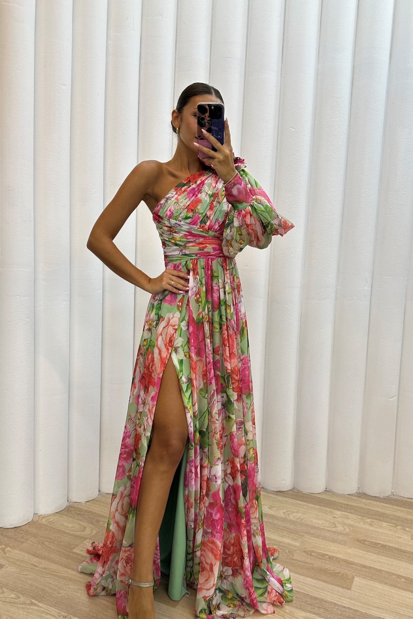 Whitney | Elegantni i lepršavi haljina za ramena za ljetne događaje