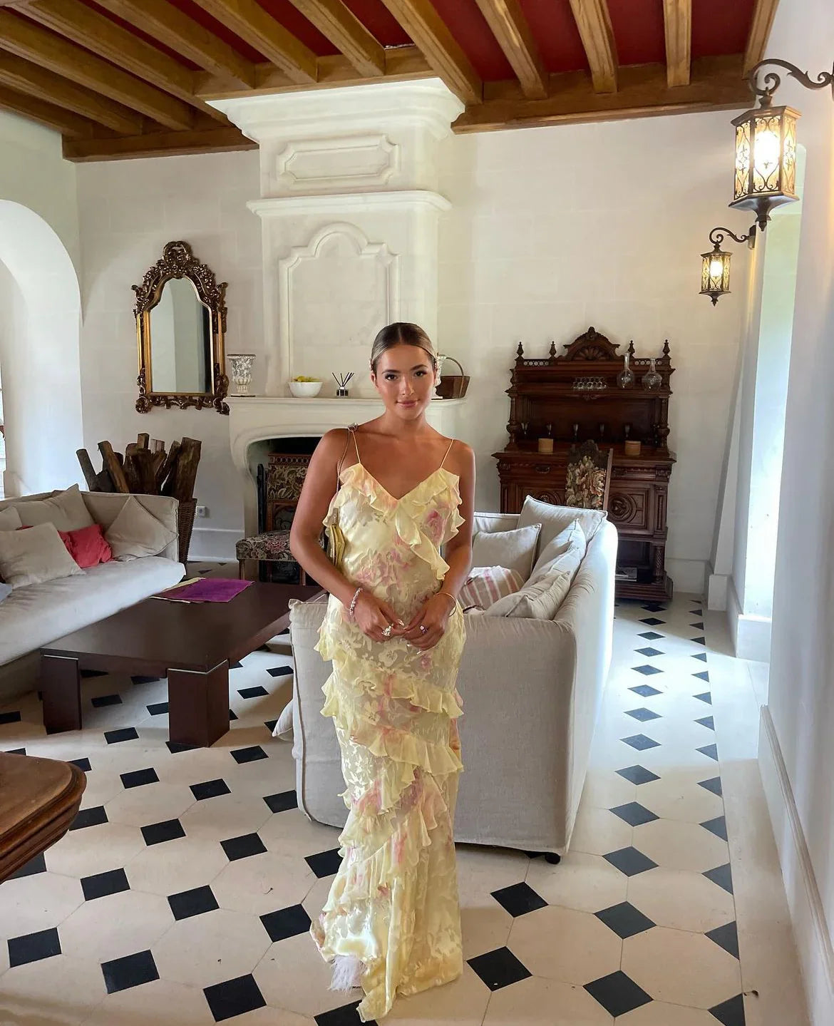 Julieta | Dugačka haljina s volanima – Šarmantna i romantična