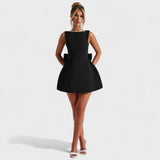 Carrie | Mini haljina s bisernom trakom