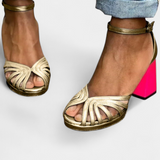 Solea klasične sandale s zlatnom trakom