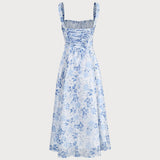 Renata | Modro midi haljina s cvjetnim uzorkom, kvadratni dekolte i naborom